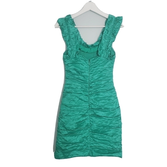 NEW BCBGMaxAzria Emerald Green Ruched Dress - Picture 3 of 5